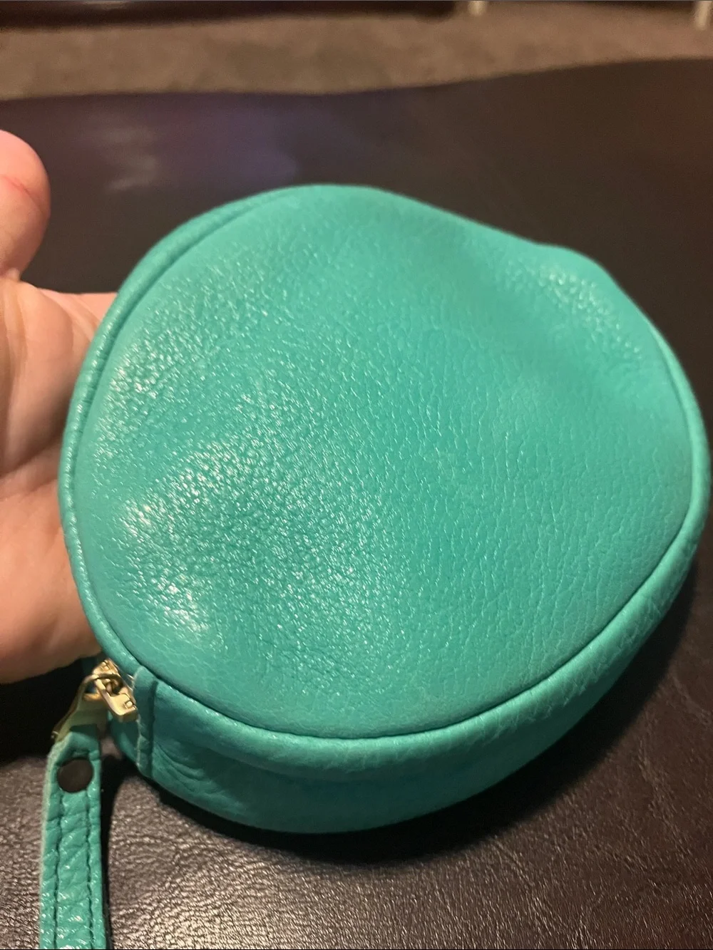 N/A roswell pouch